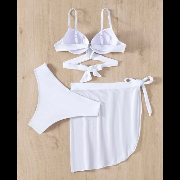 SHEIN white bikini - Picture 4 of 5